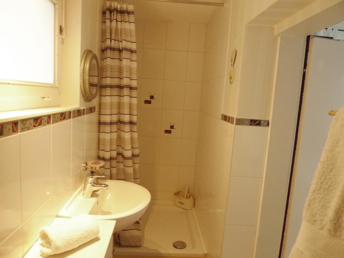Gemuetliches Gaestehaus Berlin Bohnsdorf, Naehe Flughafen Schoenefeld Bagian luar foto